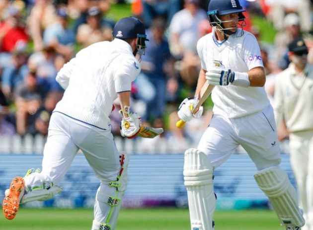 Joe Root and Harry Brook steadied the ship.