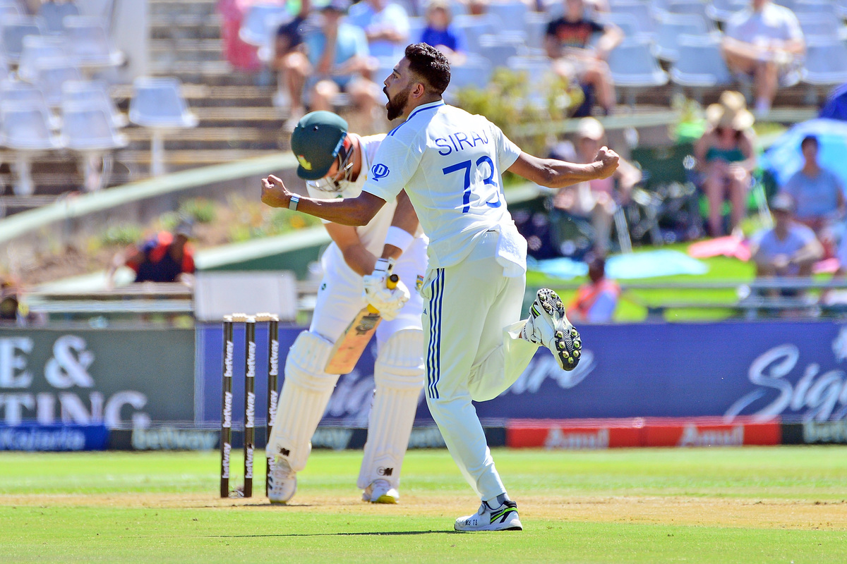 South Africa trail India after 23 wickets fall on frenetic day of cricket, Cricket News