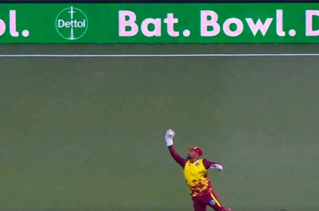 Nicholas Pooran takes a sharp one-handed catch nonchalantly